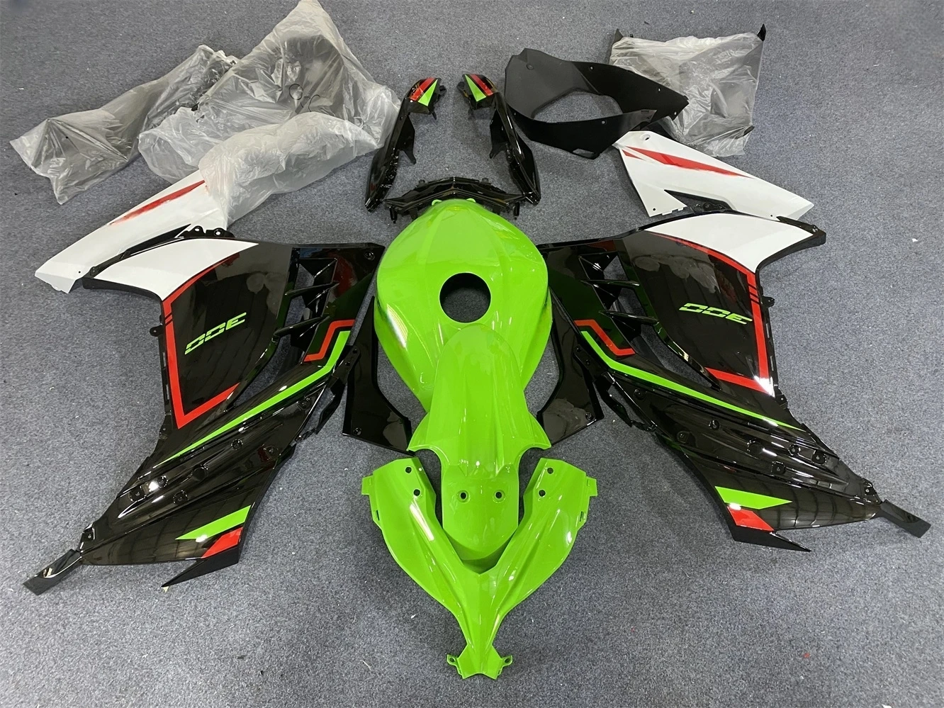 New ABS Motorcycle Fairing kits for suitable ninja 300 2013 2014 2015 2016 2017 EX300 ZX300R fairings kit set black green