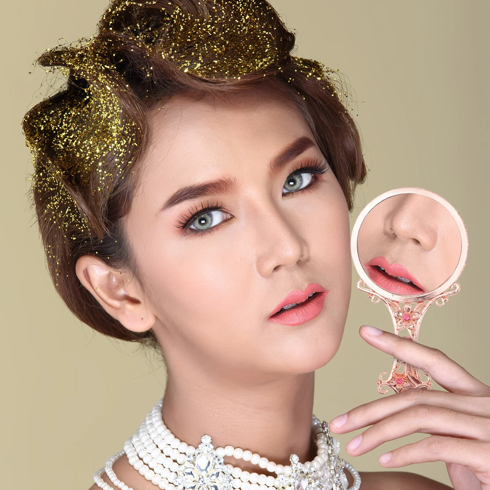 Vintage Mirror and Comb Set Handheld Decorative for Women Girls Teens Lightweight Portable for Any Occasion