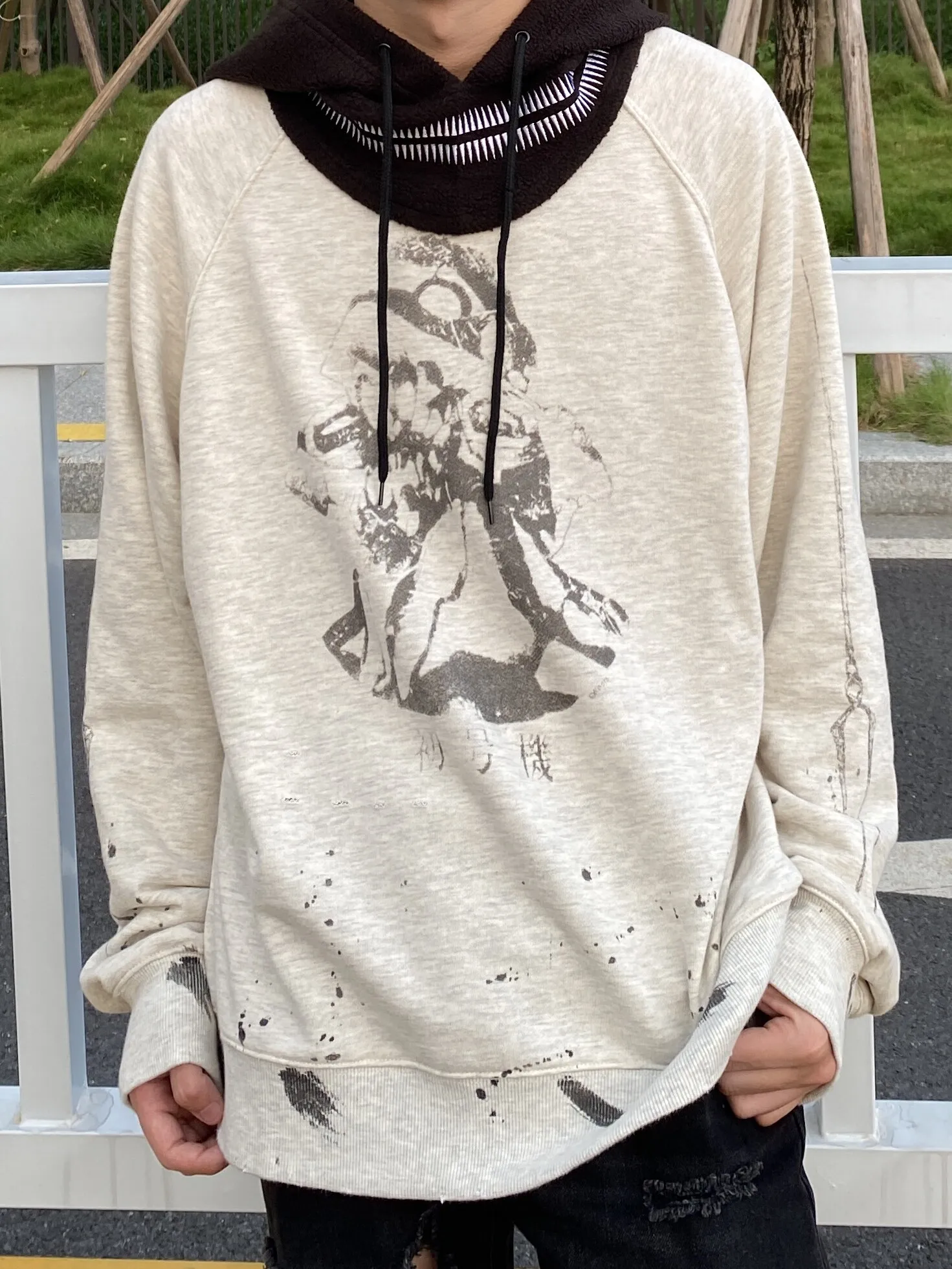 

Saint Michael eva No. 1 machine hand-painted graffiti old retro casual crew neck pullover sweater