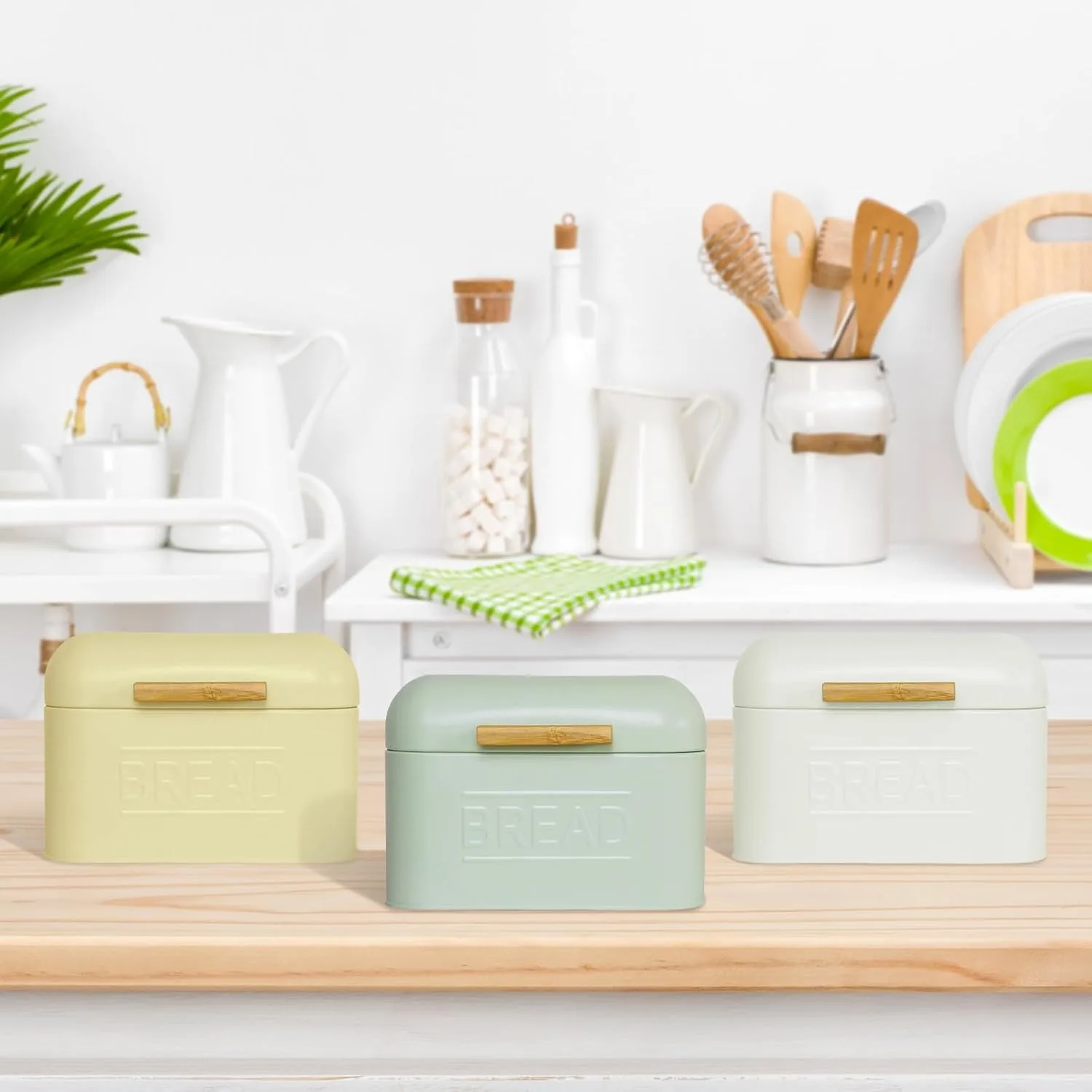 

Vintage Bread Box Iron Bread Box Kitchen Storage Flip Over Storage Boxes Cupboard Iron Dustproof for Kitchen Counter Pantry