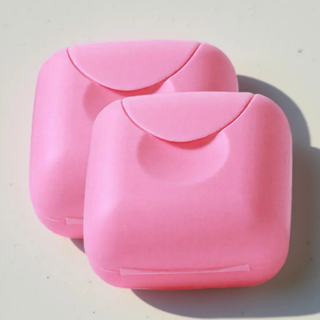 

2Pcs Menstrual Cup Storage Box Portable Plastic Case Lightweight Reusable Tampon Holder Travel Organizer for Women Period Cup