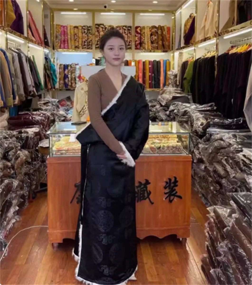 

Winter New Product: Women's Ethnic Characteristic Hairy Tibetan Robe