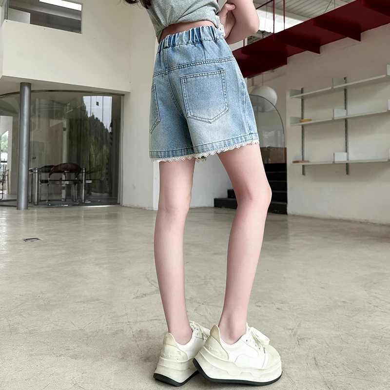 الفتيات الصيف الدانتيل السراويل الزخرفية رقيقة 2025 موضة جديدة الدنيم السراويل الساخنة السراويل الرياضية غير رسمية مناسبة ل 5-15 سنة