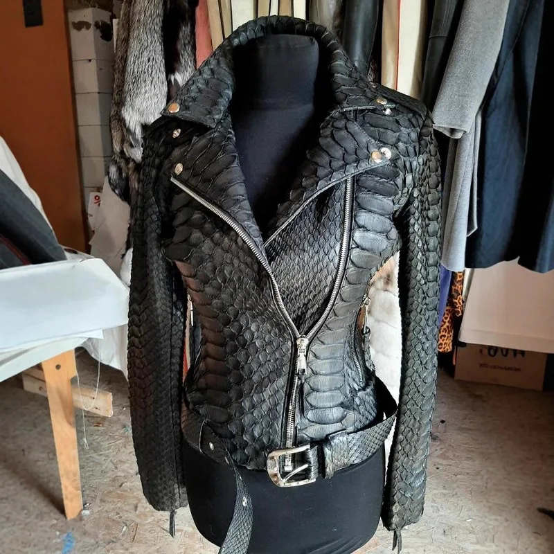 

Leather PU Snake-skin Imitation Jacket Turn Down Collar Biker Moto High Street Zip-up PU Short Coat for Women's Winter Autumn