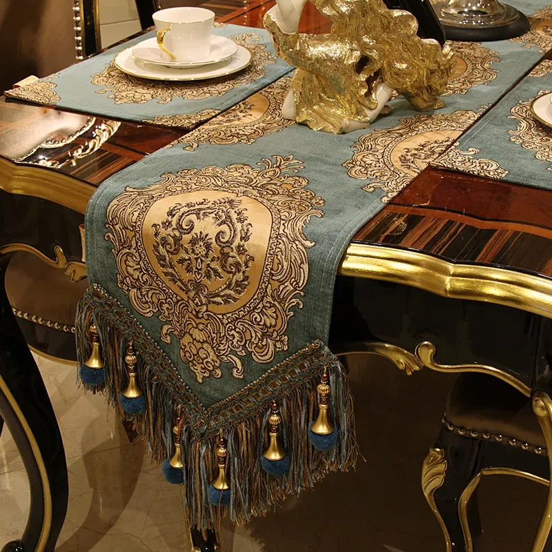 

BEI NEW European Modern Luxury Noble Table Runner Chenille Jacquard Dinner Mat Bed Flag Cloth Art Tv Tea Table Decoration