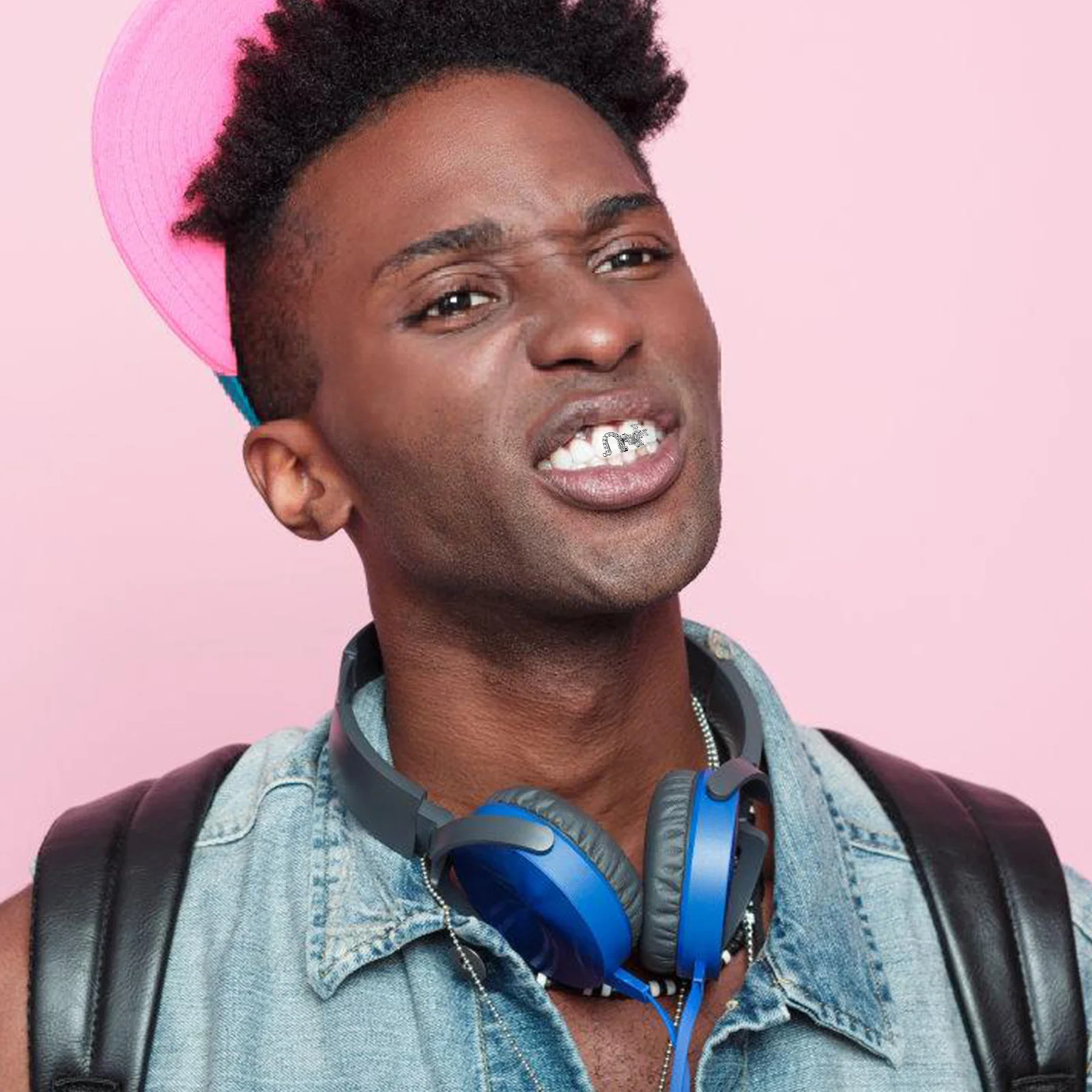 

Hip Hop Zircon Tooth Grill Unique Design Lightweight Comfortable Party Rap Performance Teeth Jewelry Tooth Grill