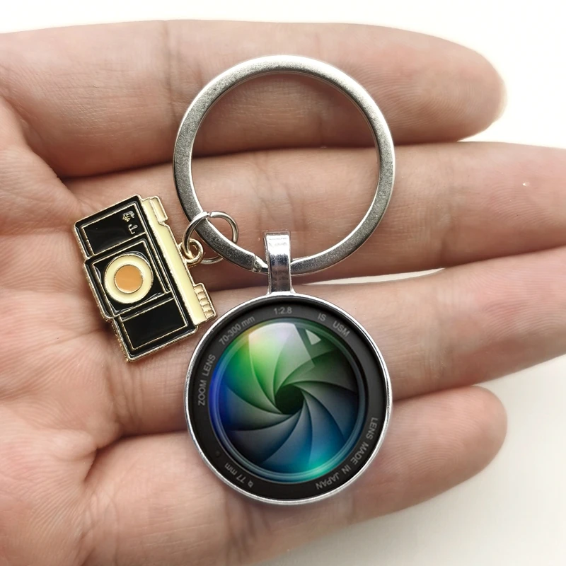 Enamel Camera Key Chain Camera Pendant with SLR Lens Photographer SLR Enthusiast Keychain Gift Between Friends