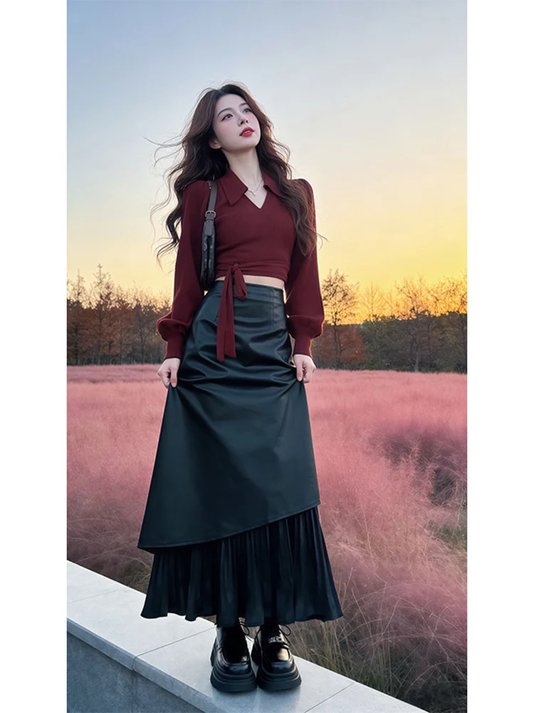 

Retro Hong Kong Sle Knitted Long Sve T-irt And American Retro Skirt Two-Piece Set in Deep Red Simple And Ele