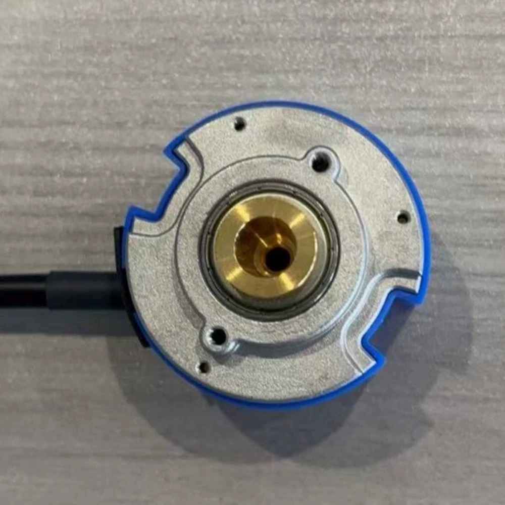Tamagawa OIH 48-2500P8-L6 5V-126 TS5214N8578 Incremental Optical Rotary Encoder, Industrial Automation Pulse Output New