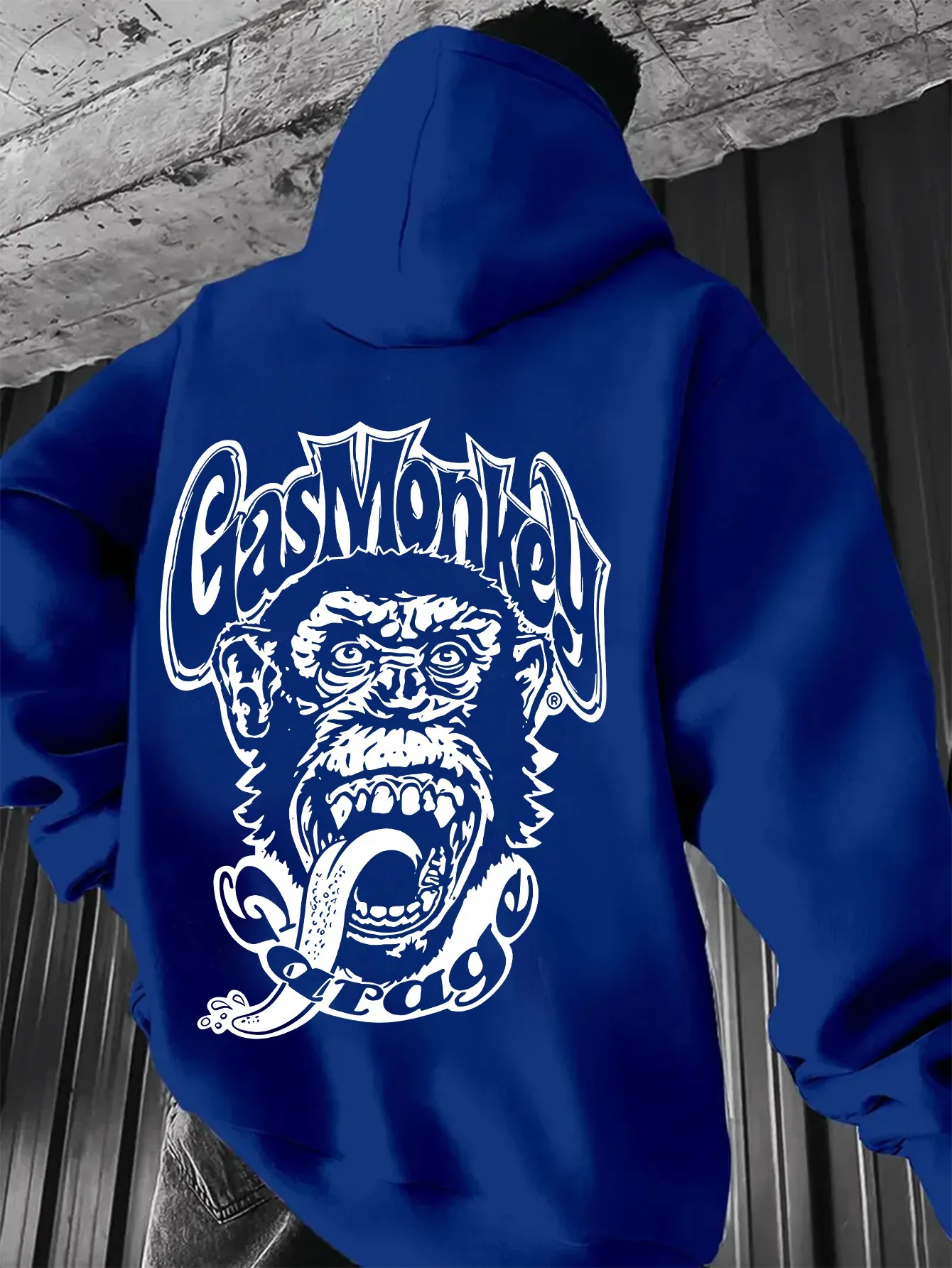Suéter masculino com capuz vermelho/borgonha profundo – estampa gráfica Gorilla & Gasmonkey resistente, letras brancas negrevidas, pulôver casual hoo