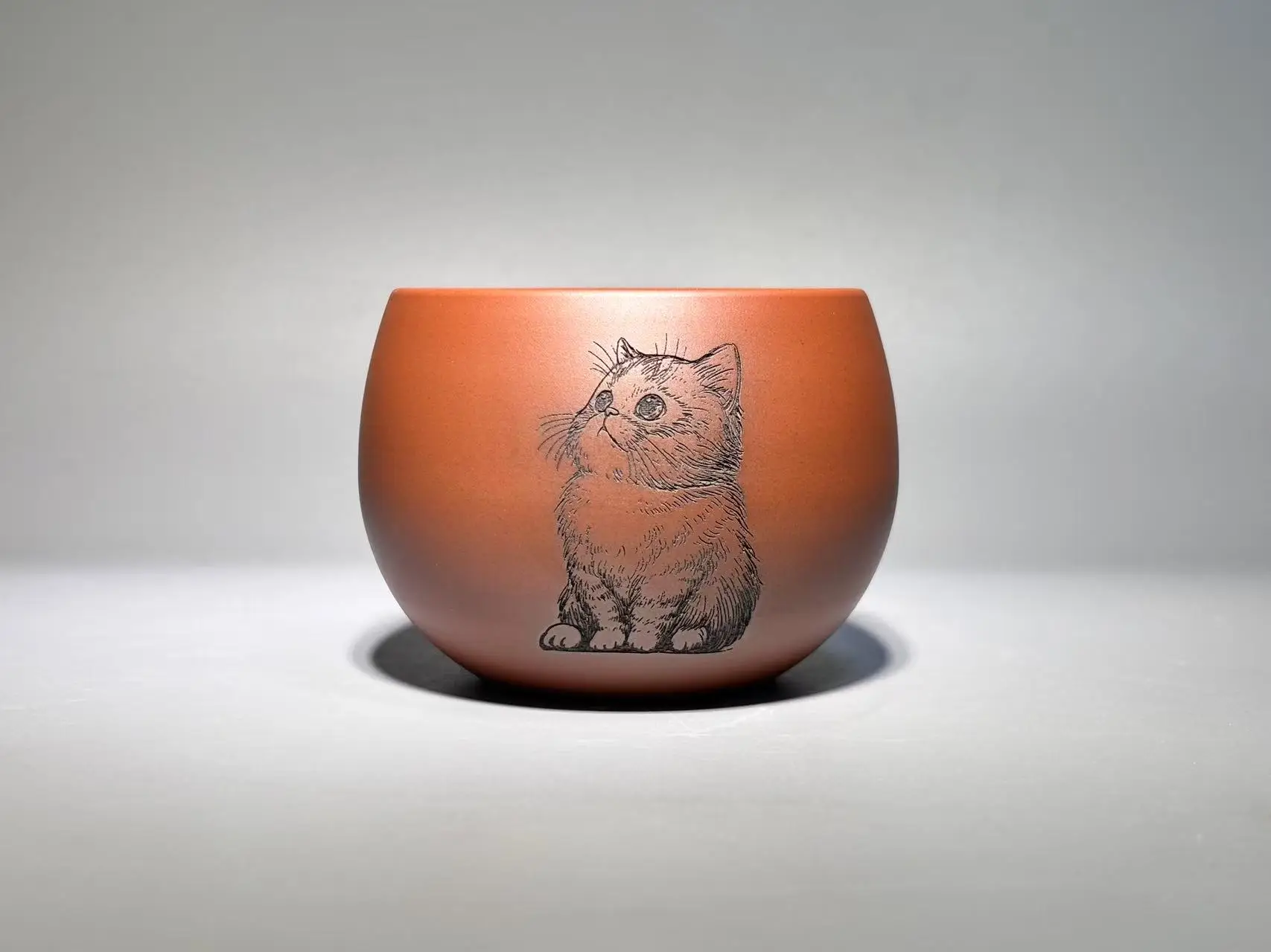 

Керамические чайные чашки ручной работы Homelike, китайский Qinzhou Nixng, фиолетовая глина, чашка с резьбой ручной работы, чайный сервиз кунг-фу, посуда для напитков, 2 шт.