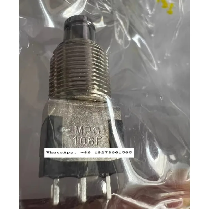 

Кнопочный переключатель MPG106F, черный, новый, оригинал