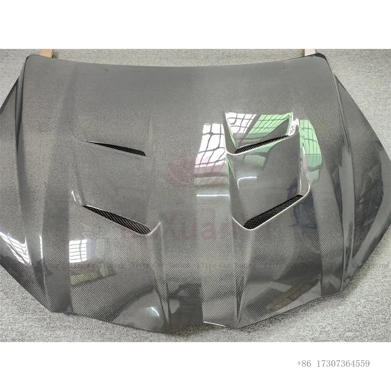 High Quality M Style Dry Carbon Fiber Hood Body Kit for Lamborghini URUS New Condition with Included Clips