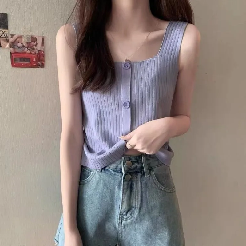 

2024 Women's Summer New Square Neck Silk Knitted Tanks Solid Color Slim All-match Short Button Sleeveless T-shirts Camisole Tops