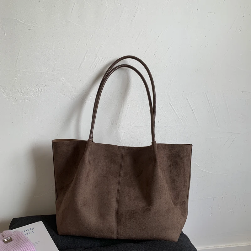 

2025 Casual Fashion New Commute Style Faux Suede Square Shoulder Bags Solid Hags Large Capacity Winter Popularity Women's Tote