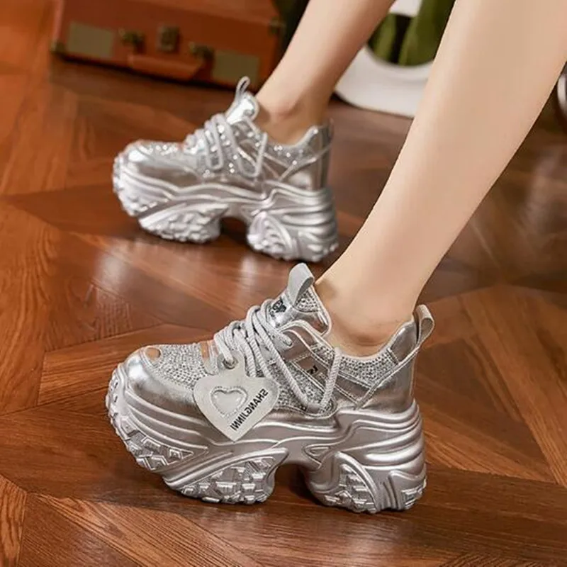 

2026 New Women Casual Platform Sneakers 10CM High Heels Spring Sport Leather Shoes Bling Trainers Chunky Sneakers Zapatos Mujer