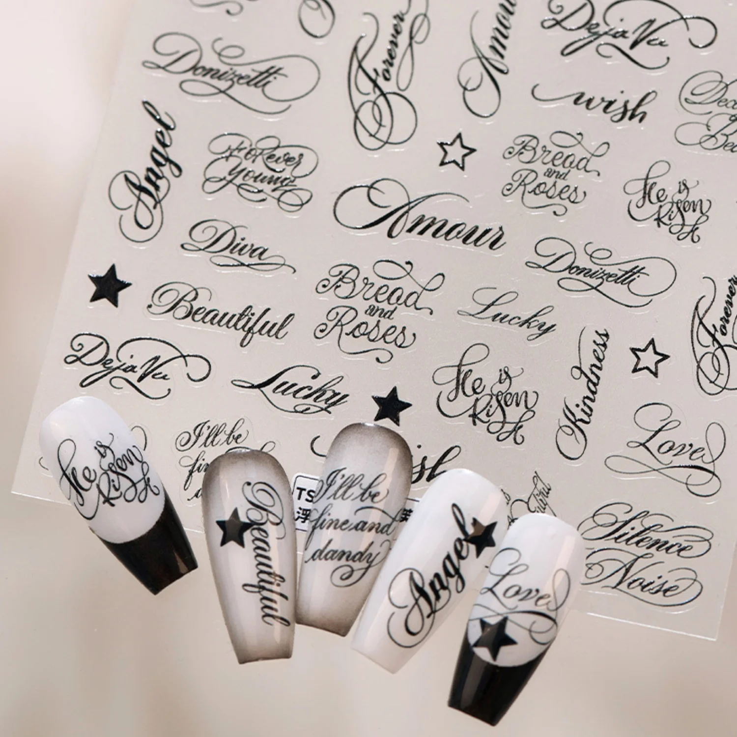 Elegante Kursive Buchstaben 5D – Nail Art Simple Elegant Bewertung und Preis