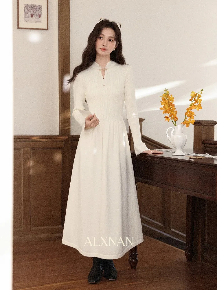 ALXNAN New Chinese Style Knitted Dress National Fashion Women's Autumn Winter Waist Cinched Apricot Long Sleeve Dress L59835