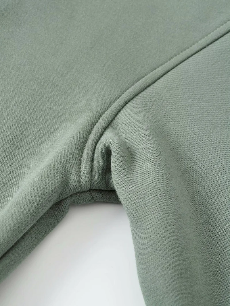 เสื้อฮู้ดโอเวอร์ไซส์ผ้าฟลีซมีซับใน แต่งชายเสื้อแบบดิสเทรส พร้อมกางเกงสเวตแพนท์ทรงหลวมสำหรับผู้หญิง ชุดฤดูหนาว 2020