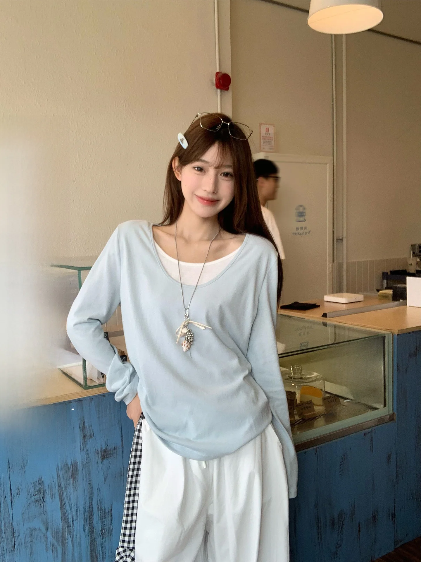 

Blue Loose Casual Women's T-shirt Inner Wear Spring Season Creative Pattern Splicing Fake Two-Piece Style Comfortable Top