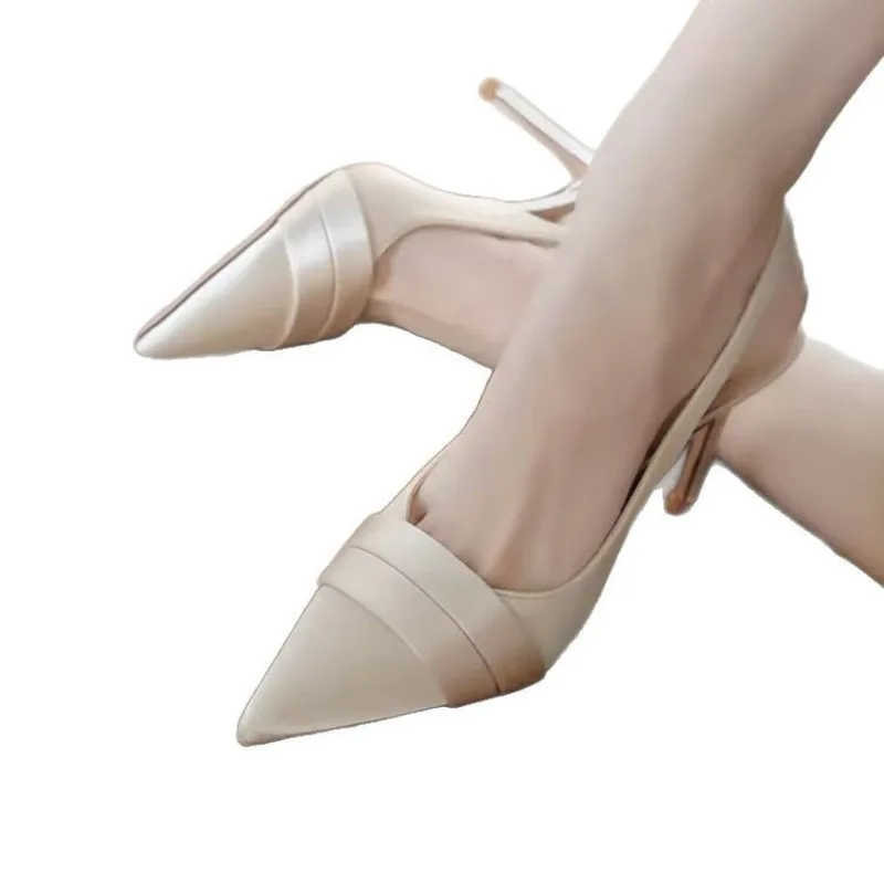 

Baotou fine heeled sandals for women in the spring of versatile and sexy with pointed French buckle and high-heeled shoes