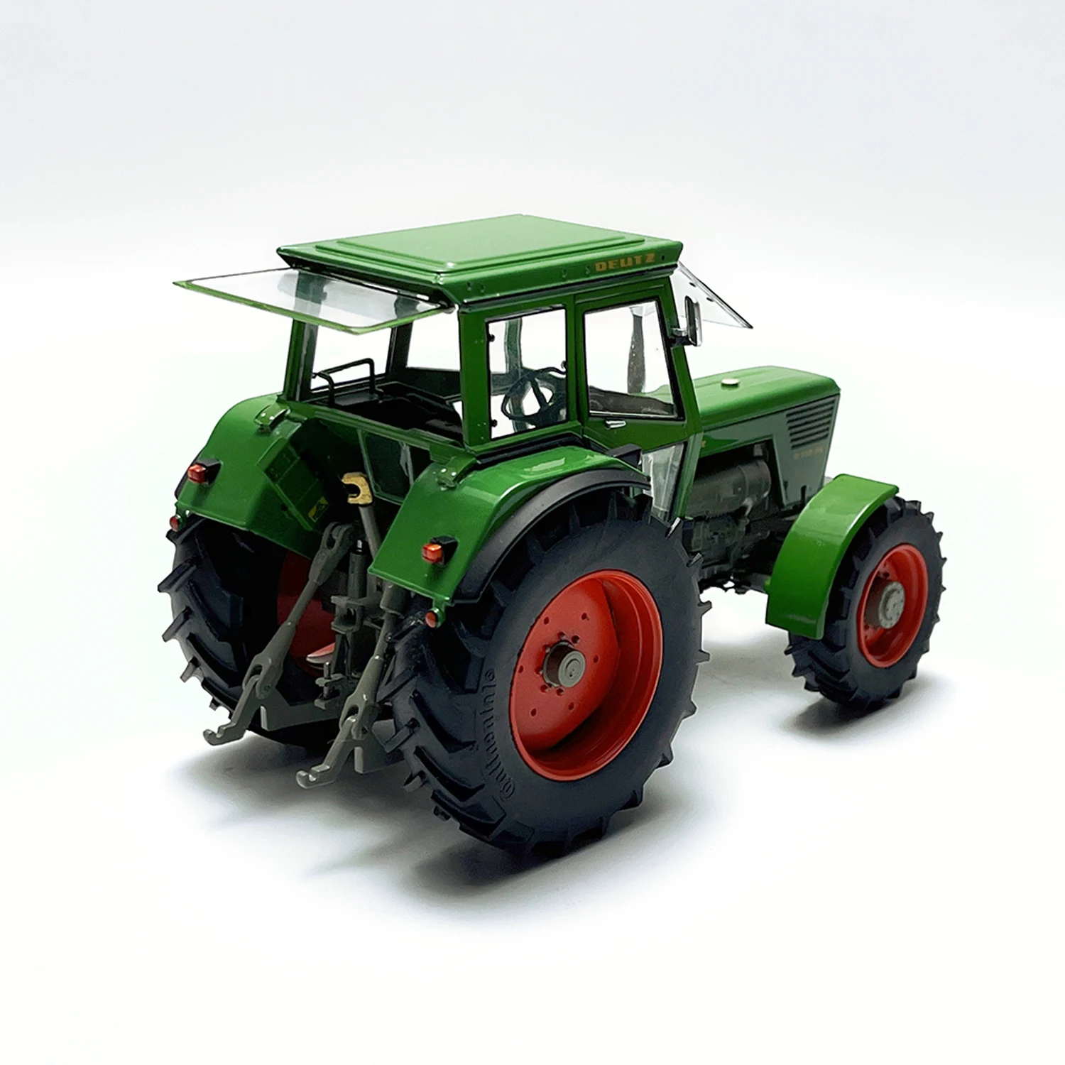 Weise 1:32 Scale Diecast Alloy DEUTZ 130 06 Agricultural Tractor 1006 Toys Cars Model Classic Adult Gift Souvenir Static Display