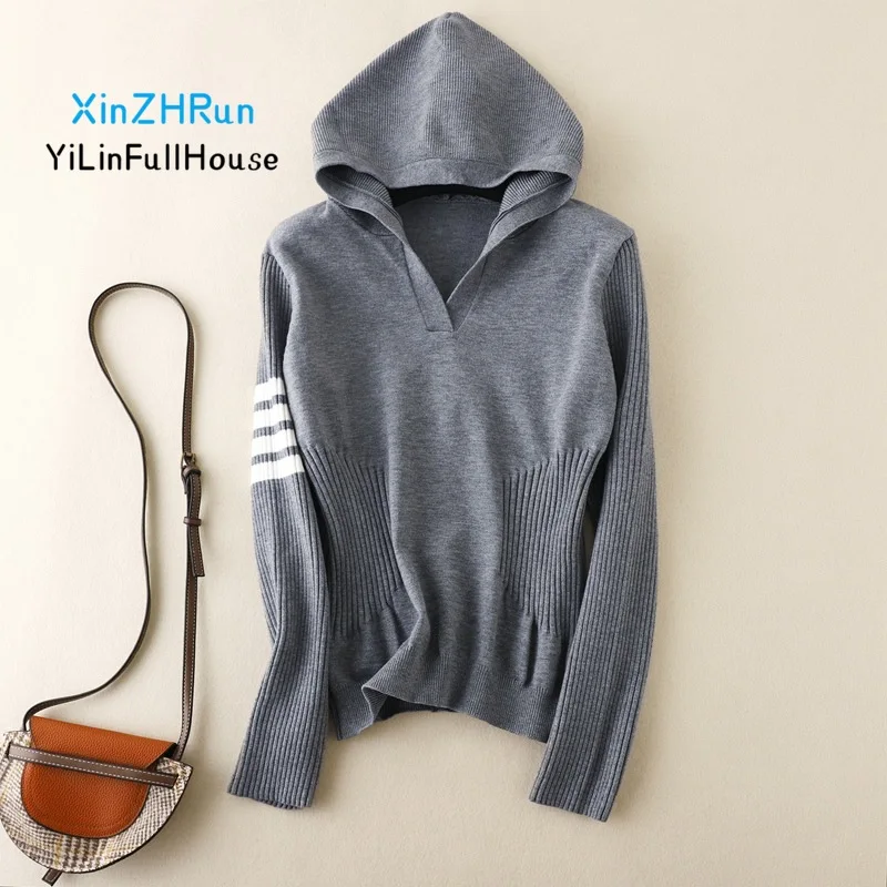 

Women's Hooded Sweatshirt Fashionable V-neck Early Autumn Style Long Sleeved College Style Loose Versatile Knitted Sweater Top