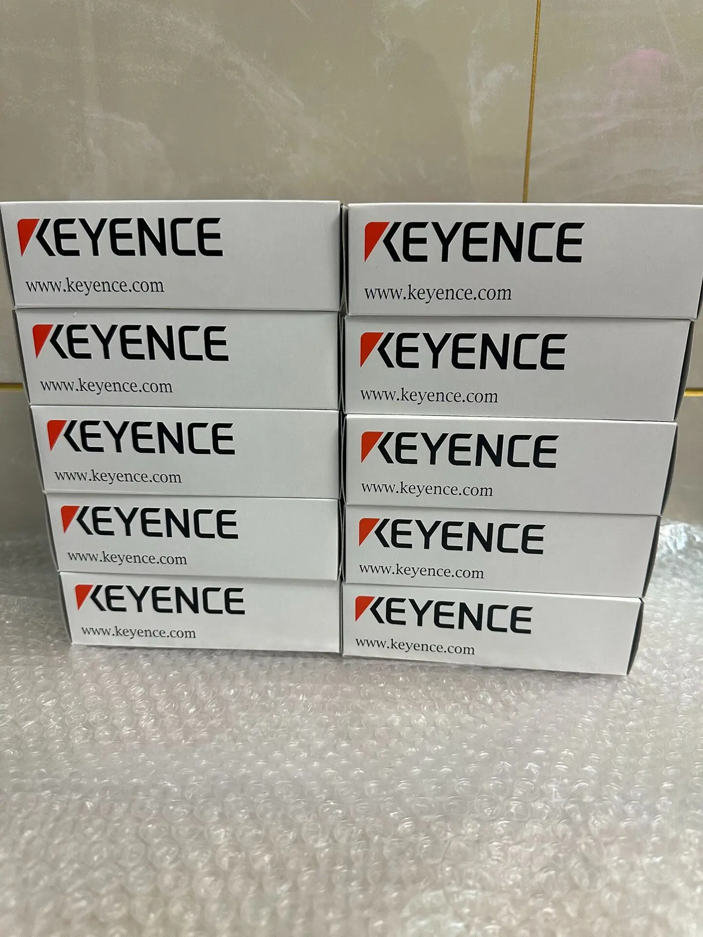 KEYENCE IG-1000 new original imported sensor