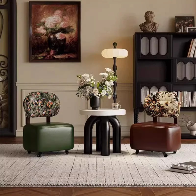 

Бытовой табурет, универсальный табурет с вращающейся спинкой на колесах, табурет для гостиной, шкив, низкий табурет, табурет для пеленания обуви из цельного дерева