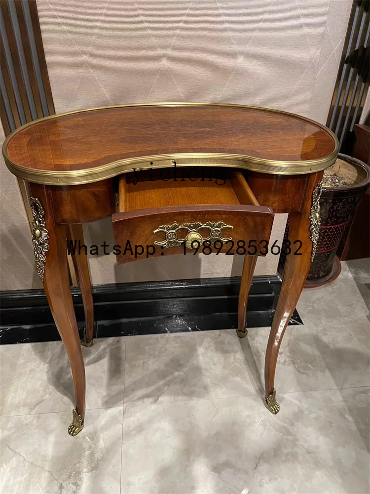 Z7 Corner Table Eng…