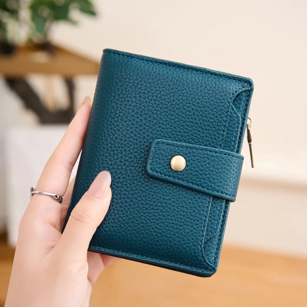 New RFID Blocking Women's Wallet - PU Leather Zip-Clasp Compact Purse, Fashionable Multi-Card Holder