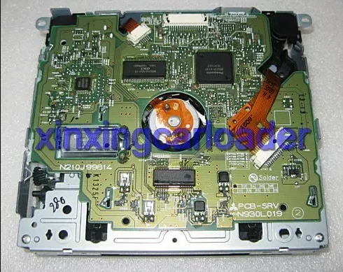 

BRAND NEW Chrysler Volvo Single CD Loader N210J99814