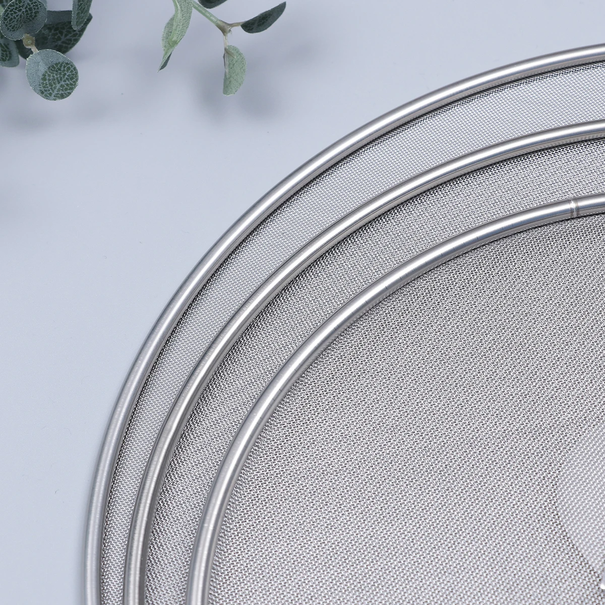

2pcs ExplosionProof Cover Screen OilSplatter Guard FriedScalding Mesh Silver StoveTop Baffle FoodGrade