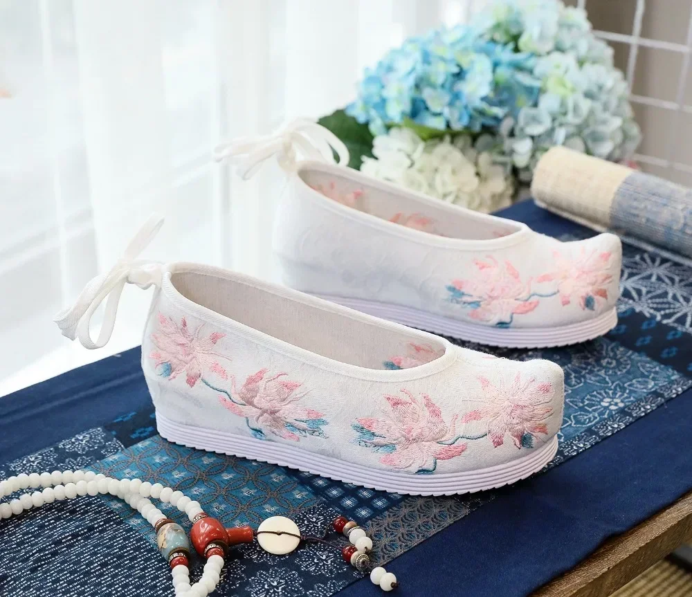 Shoes for Women Fashion Casual Vintage Embroidery Ethnic Style Streetwear Chinese Style Harajuku Hanfu Comfortable Women's Shoes