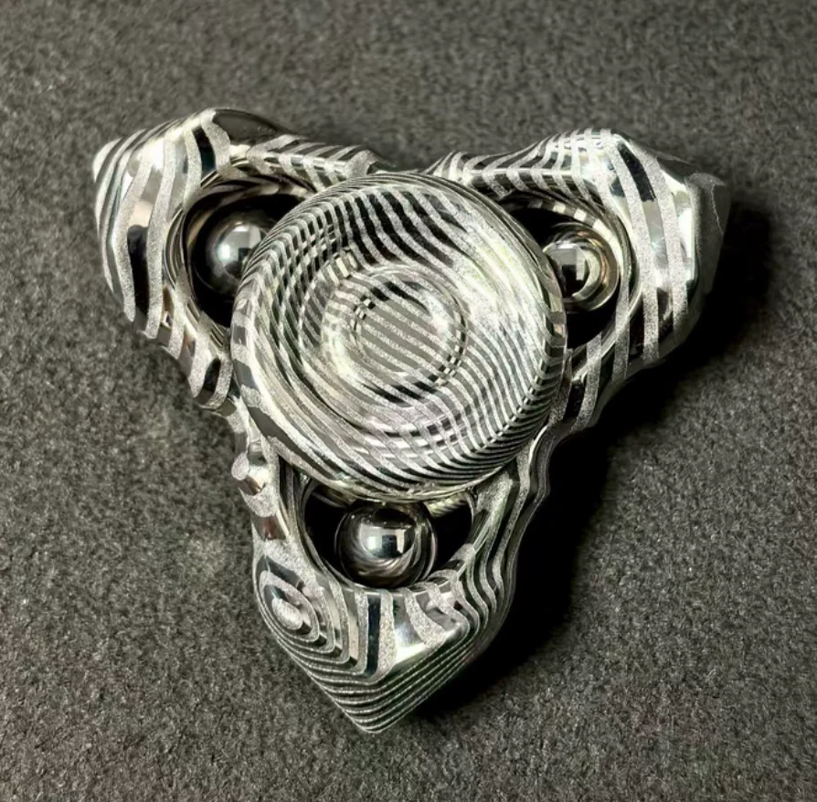 Used EDC LQ+Lie Que+Thorn Mini+Ice Crystal damascus Stress Relief Toy Haptic Spinner Fingertip Gyroscope Decompression Toys