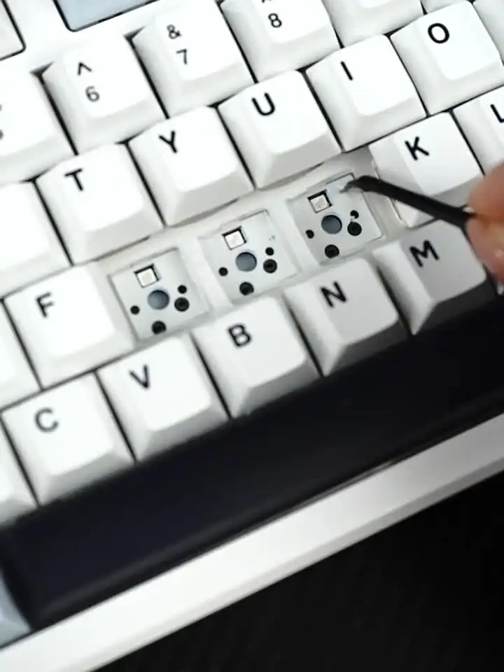 Langtu Lt84 有線メカニカルキーボード画面多機能ノブ 3 モード