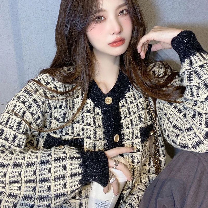 

Women's High-End Tweed Cardigan Coat 2025 New Plaid Small Fragrance Knitted Jacket Autumn Korean Chic Golden Button Short Coats