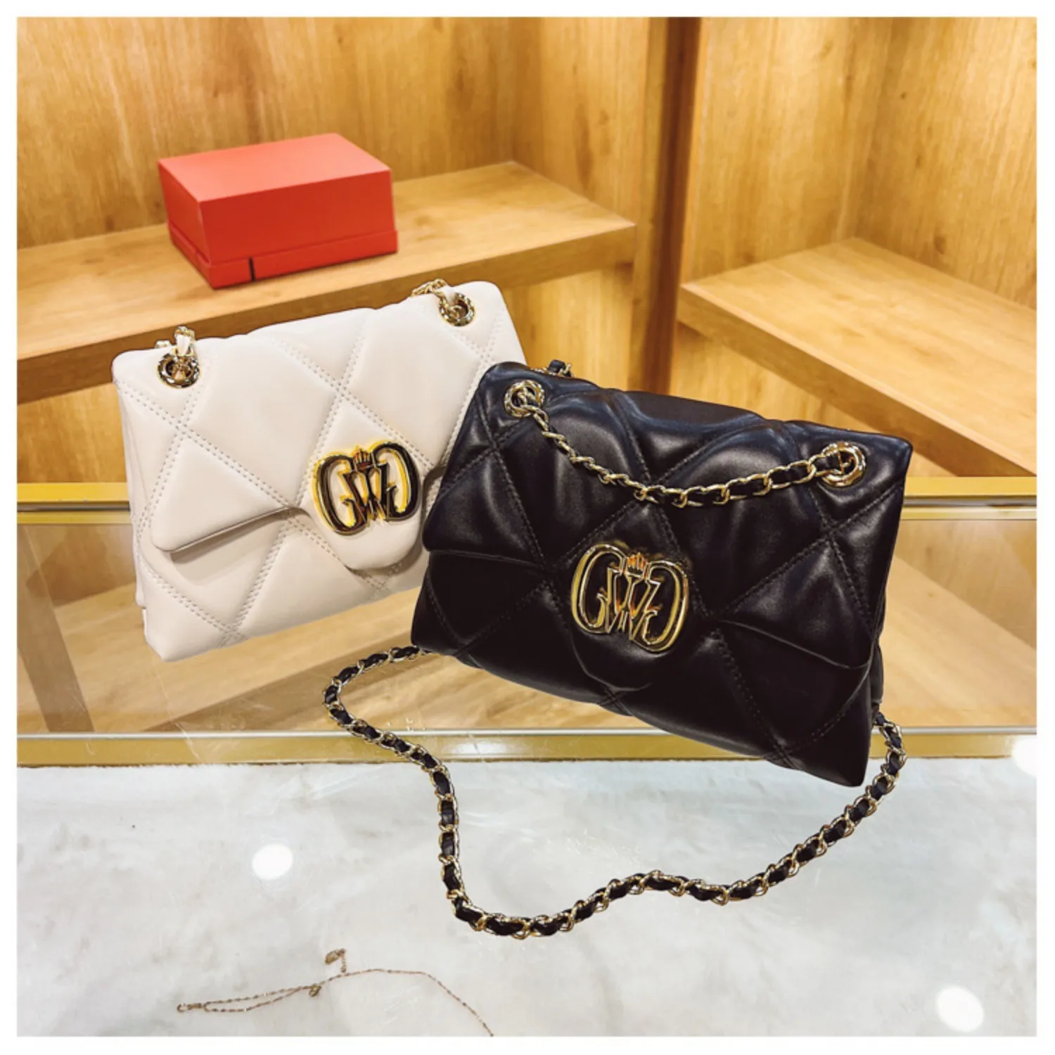 Women's Light Luxury Crossbody Bag Fragrant Style Single Shoulder Fashionable Leather Handbag Armpit Bag 2026 New Design