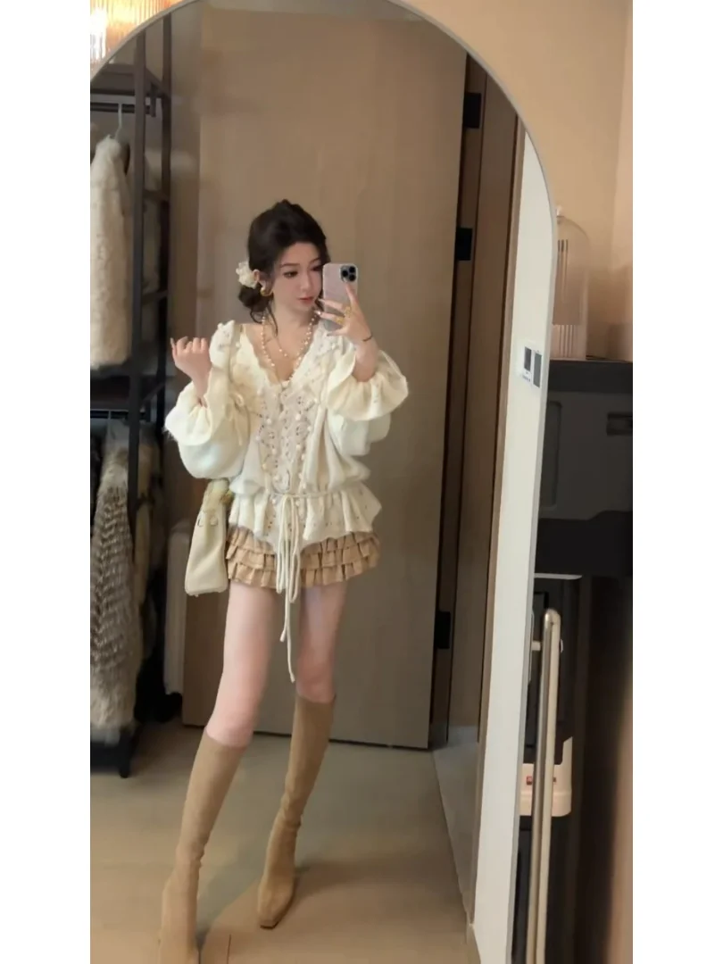 Women's V-Ne Long Sve Knitted Sweater with Dstring Hollow out Design Early Autumn Faion Small ence Top