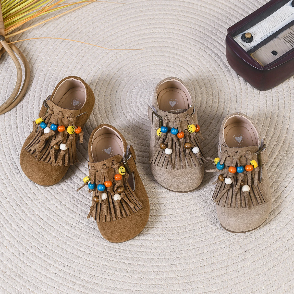 

Осенние лоферы для мальчиков и девочек, модная детская обувь на липучке с кисточками, однотонная универсальная удобная легкая детская обувь на плоской подошве, От 7 до 12 лет