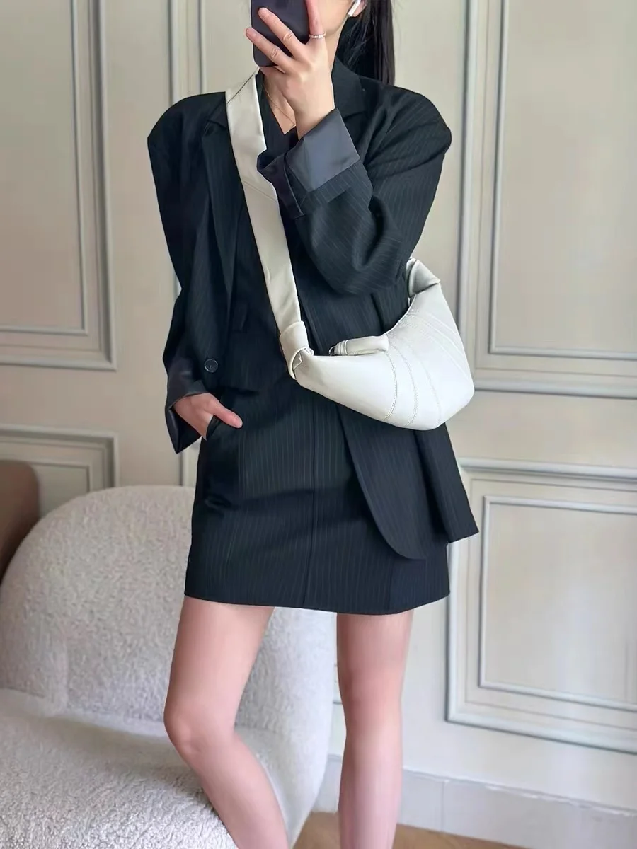 

Leather Horn ape oulder Bag Casual Sli Crossbody Bag for Men And Women Suitable for Daily Use Middle Size