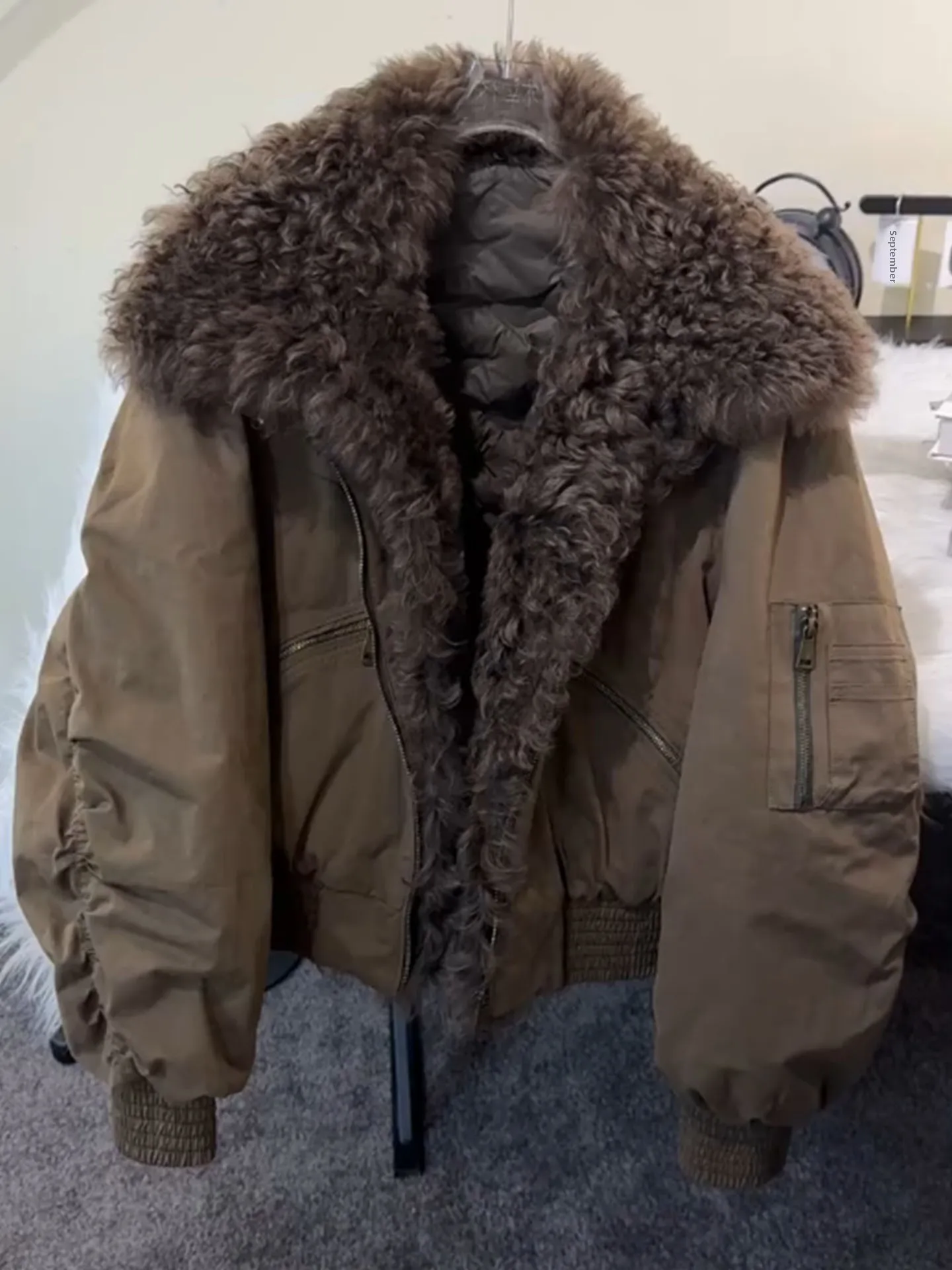 

Barn Sle ort Puffer Jaet Women's Deep Coffee Color Fur Collar Warmth High Waist White Du down Coat Winter New Arrival