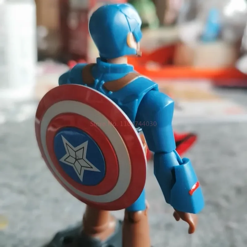 100% Asli Blokees Marvel Heroes Edisi Bintang Kotak Buta Iron Man Iron Spider Mk1 Mesin Perang Model Koleksi Figur Aksi