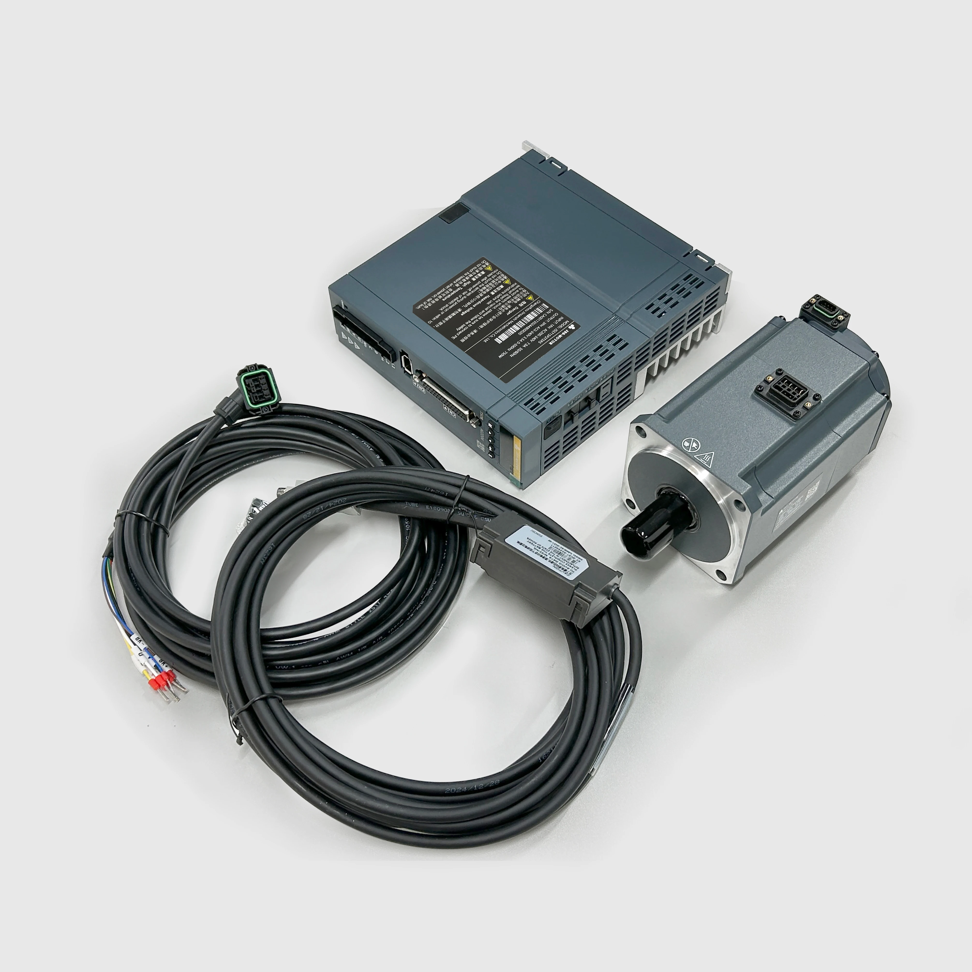 เฟสเดียวกันน้ํา 750W 220VAC 750W 3000rpm เบรค Ac เซอร์โวมอเตอร์พร้อมชุดสายเคเบิลไดรฟ์