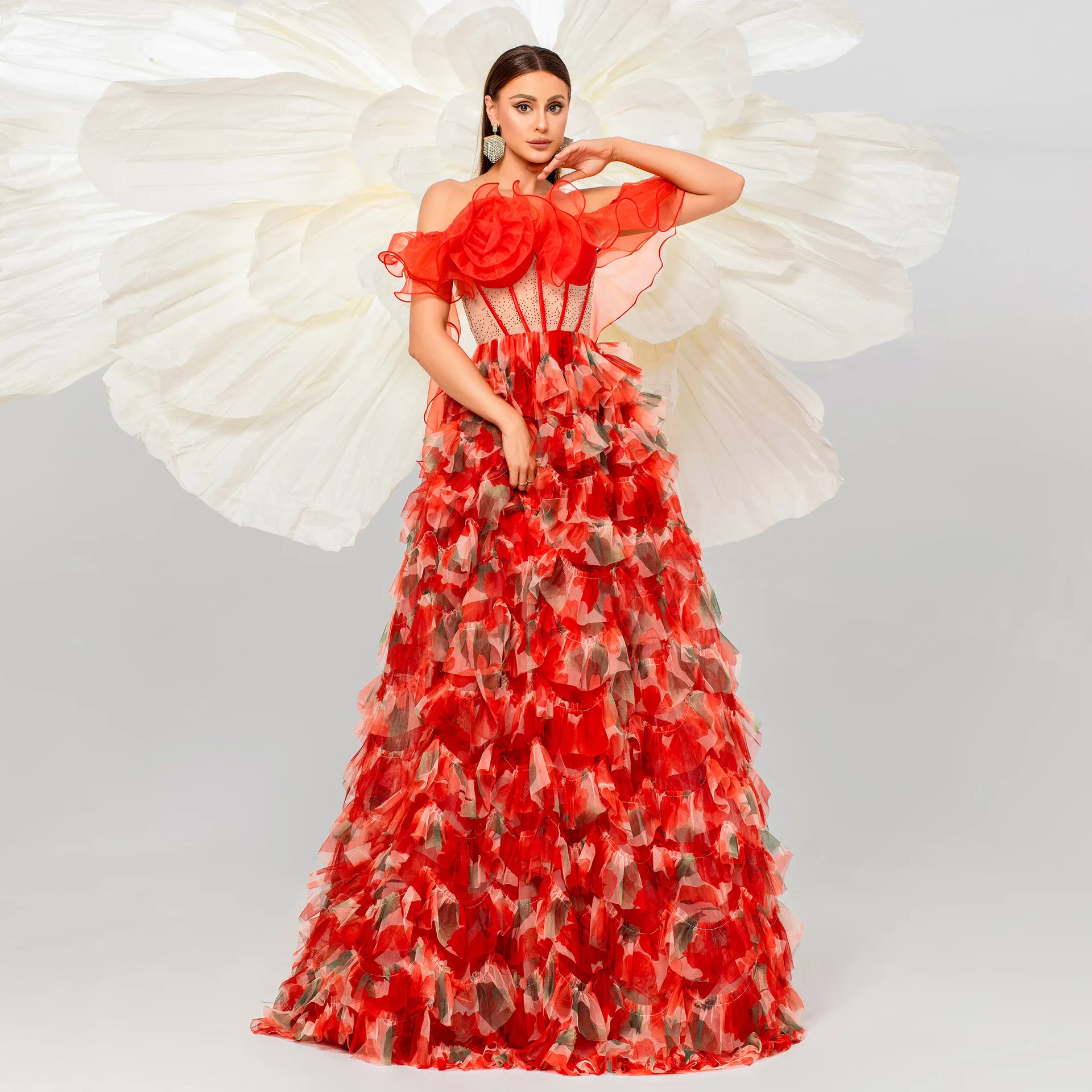 

High-end sleeveless temperament one-word collar long banquet evening dress bridesmaid dress mesh pendulum long sweet dance cloth