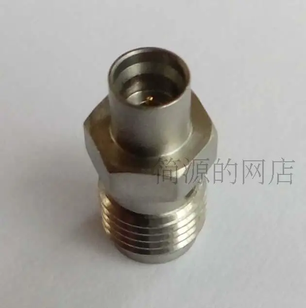 

SMP-SMA-JK RF-адаптер 18G Высокочастотный RF-адаптер SMP-J «папа» на SMA-K «мама»