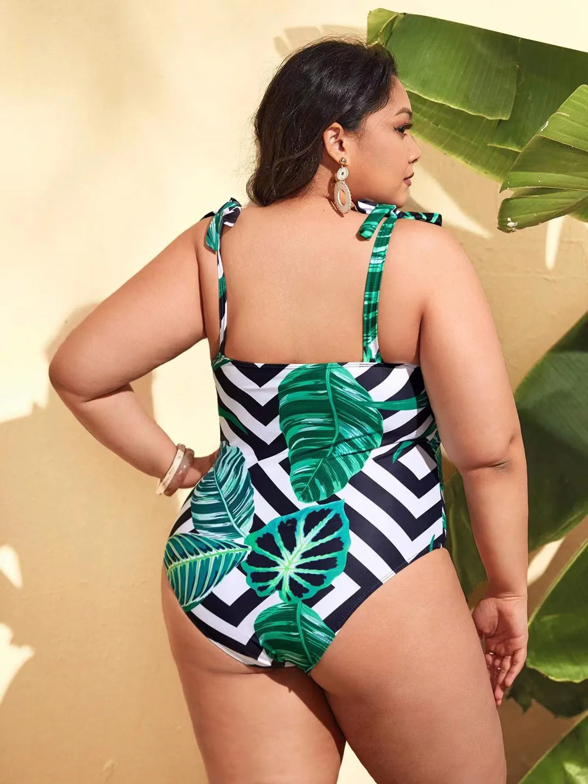 Plus Size Swimsuit Woman 2024 Swimwear Bikini One-piece Bodysuit Beachwear Hollow Out Control Abdomen Large Size Bathing Suit