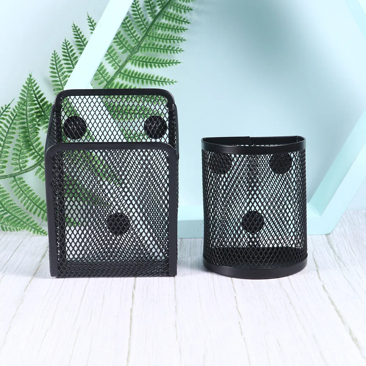 

Набор из 2-х металлических магнитных подставок для ручек из железной сетки, черный, настольный органайзер, контейнер для ручек, решение для хранения канцелярских принадлежностей для офиса и школы