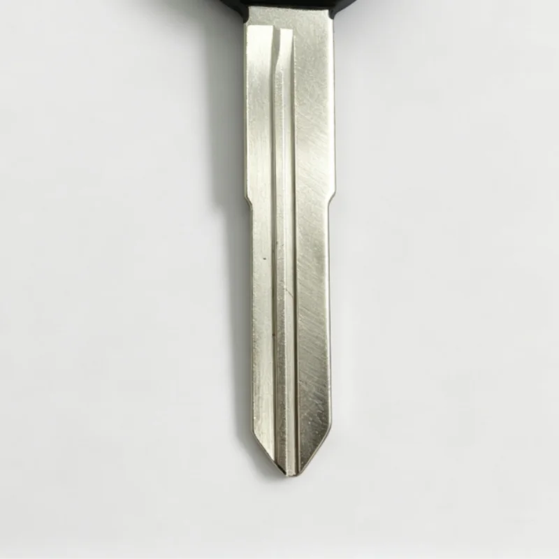 PCS Motorcycle Blank Key For SUZUKI Magnet Anti-theft Lock AN250 AN400 AN650 Burgman Sj50 V125S V50 AG50 60Single V125G