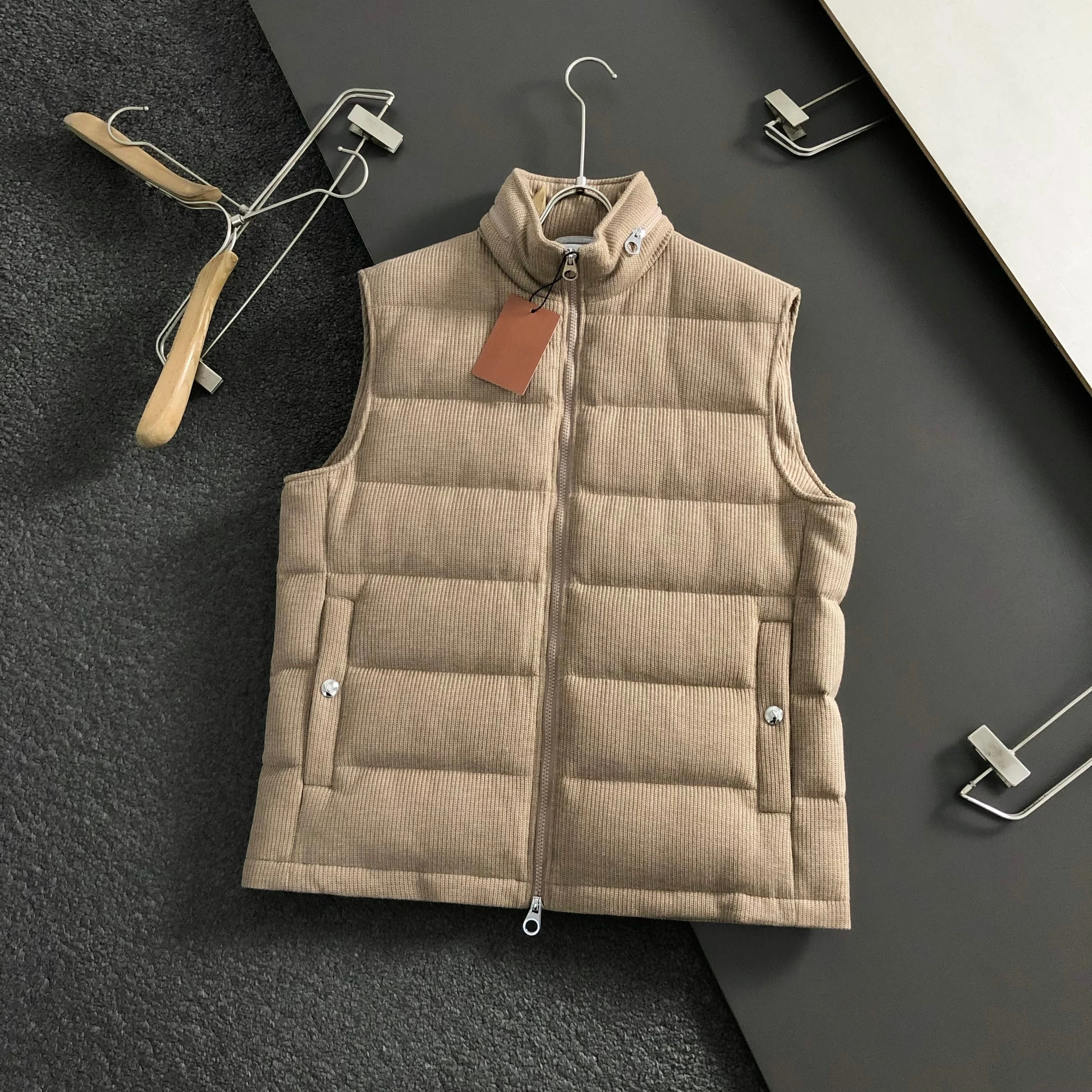 

Italian LP casual stand-up collar sleeveless down vest